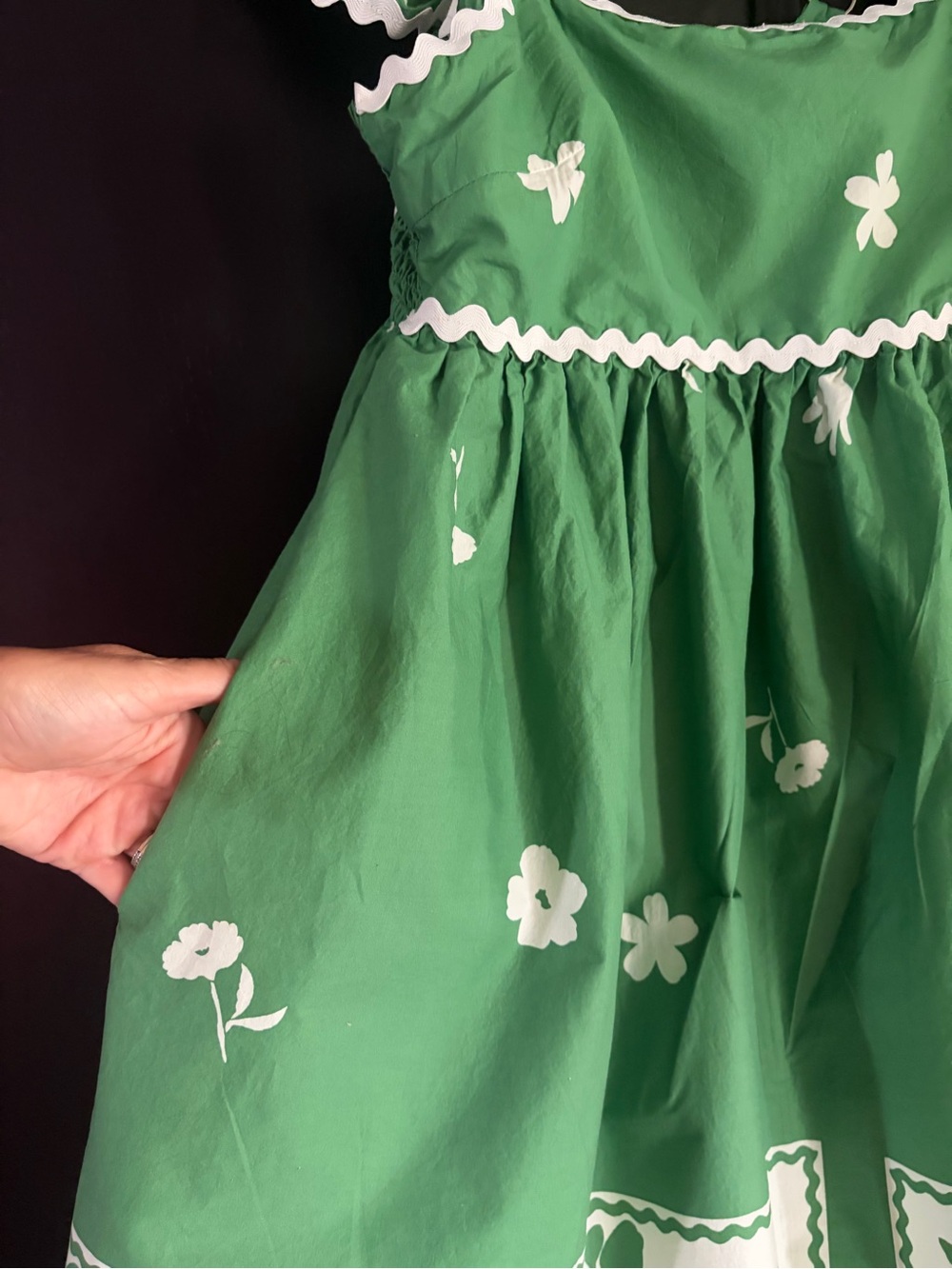entro Green Dress with White Ric Rac Trim - Picture 5 of 8